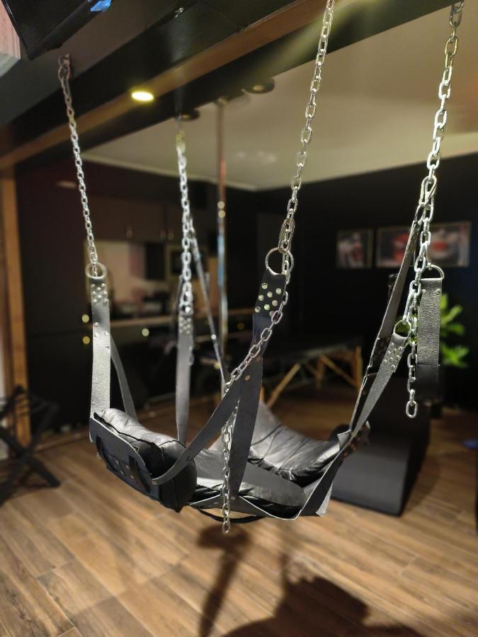 La Loveroom Bdsm De Nice " La Chambre Luxe Des Desirs " Exterior photo